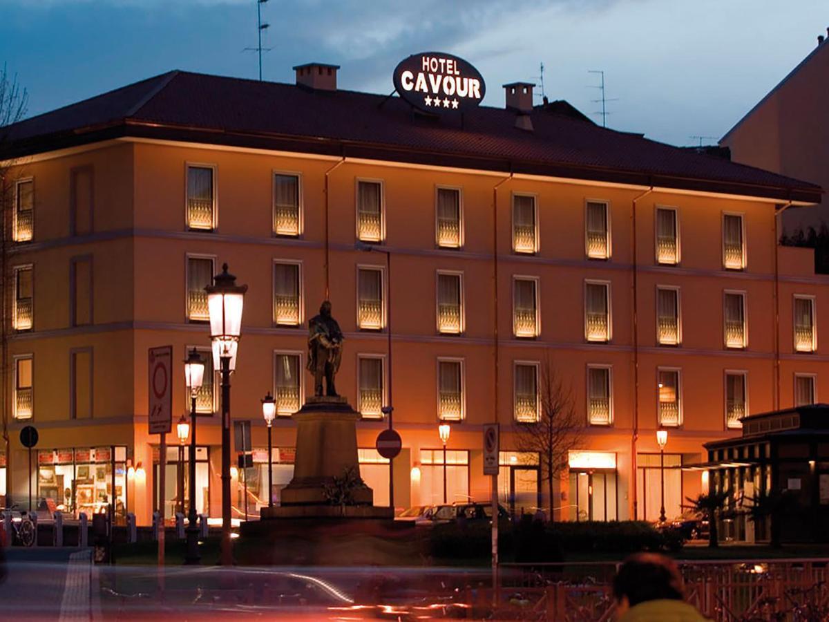 Hotel Cavour Novara Luaran gambar